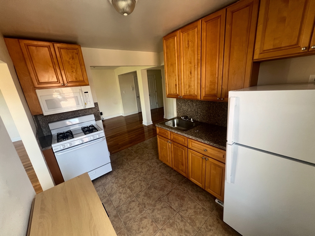 144-20 41st Avenue - Photo 3