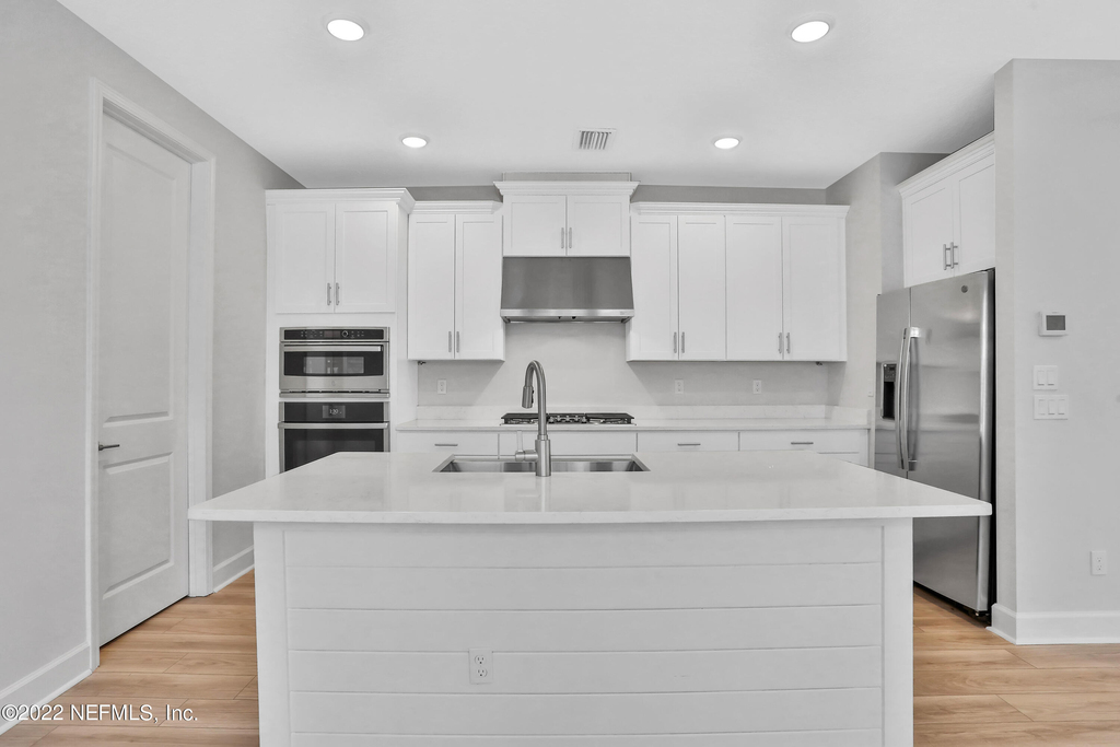 351 Millenia Drive - Photo 6