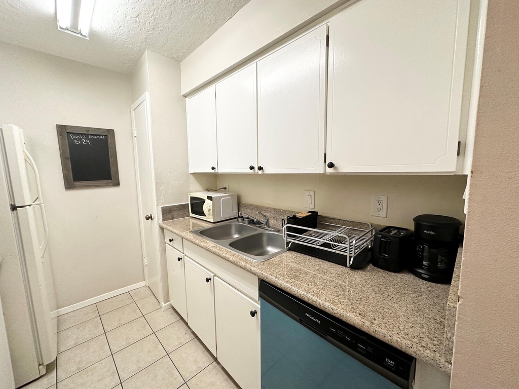 3224 Timmons Lane - Photo 5