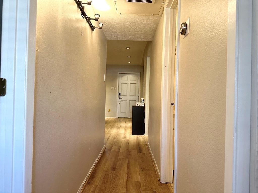 3224 Timmons Lane - Photo 8