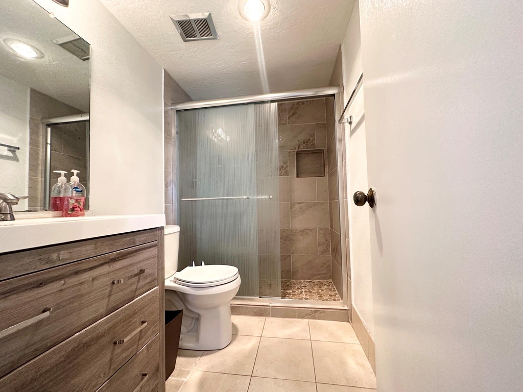 3224 Timmons Lane - Photo 7