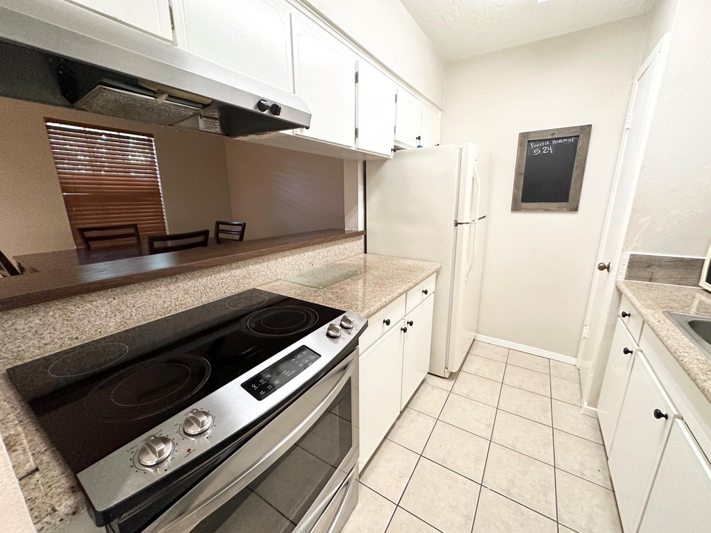 3224 Timmons Lane - Photo 4