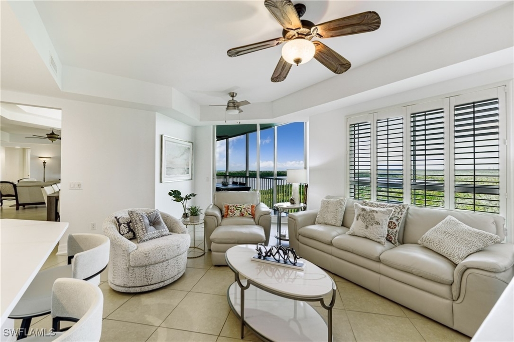 295 Grande Way - Photo 2