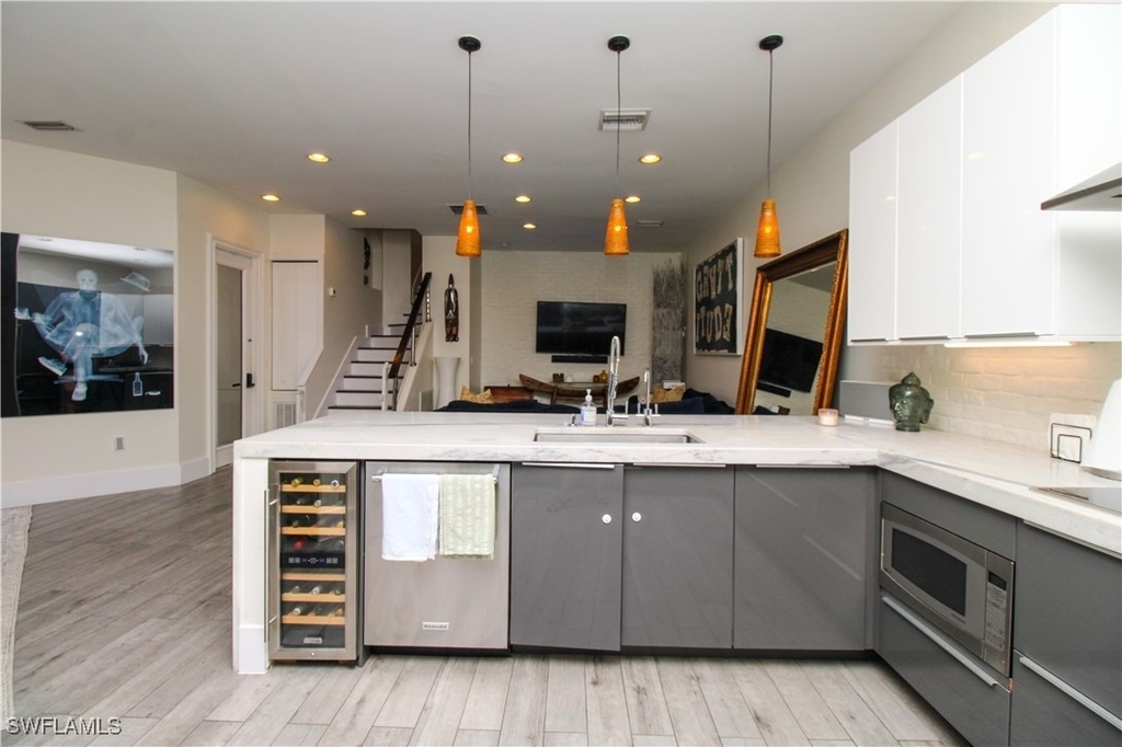 647 110th Avenue N - Photo 45