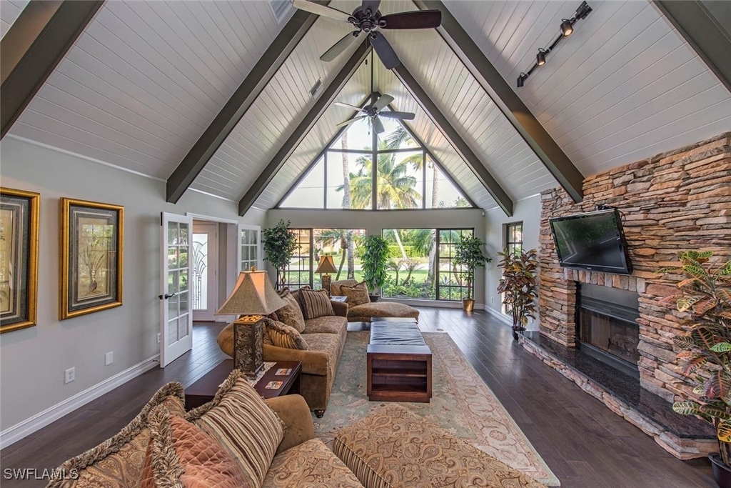 496 Flamingo Avenue - Photo 1