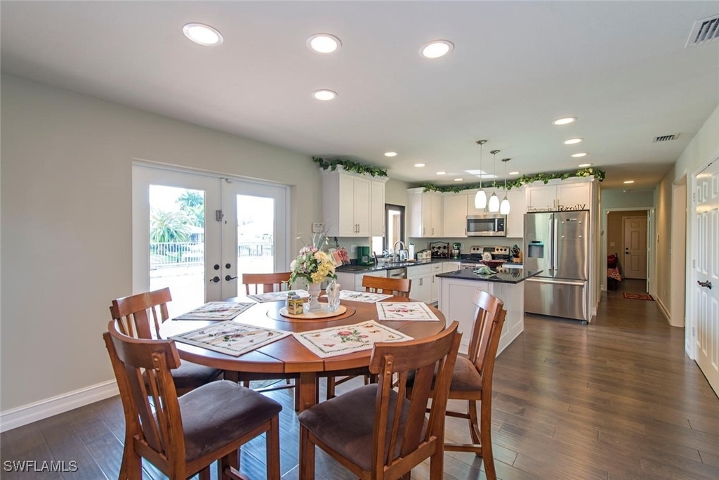 496 Flamingo Avenue - Photo 5