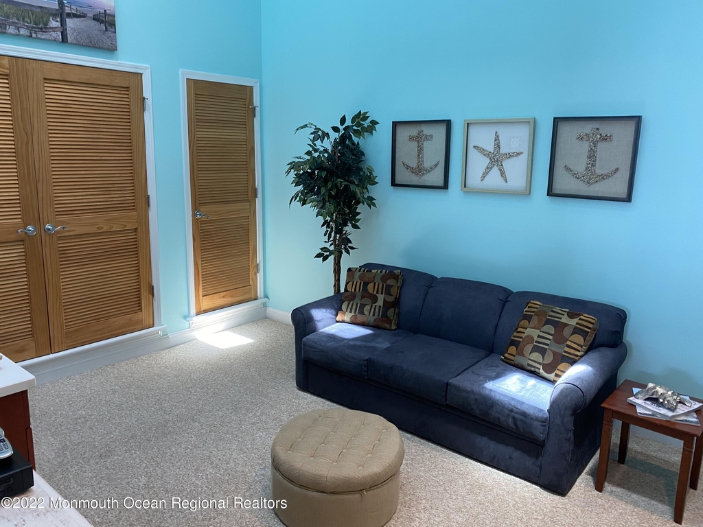 15 Sumner Avenue - Photo 10