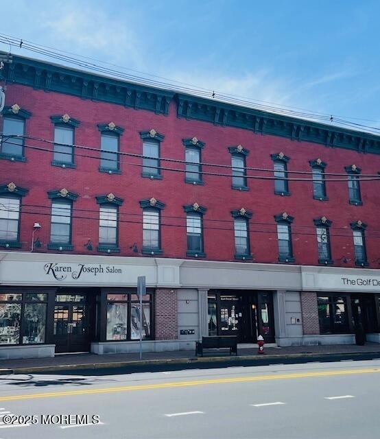 8 E Front Street - Photo 1