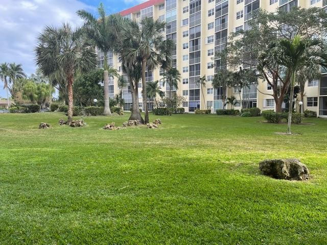 2731 Ne 14th Street Causeway - Photo 16