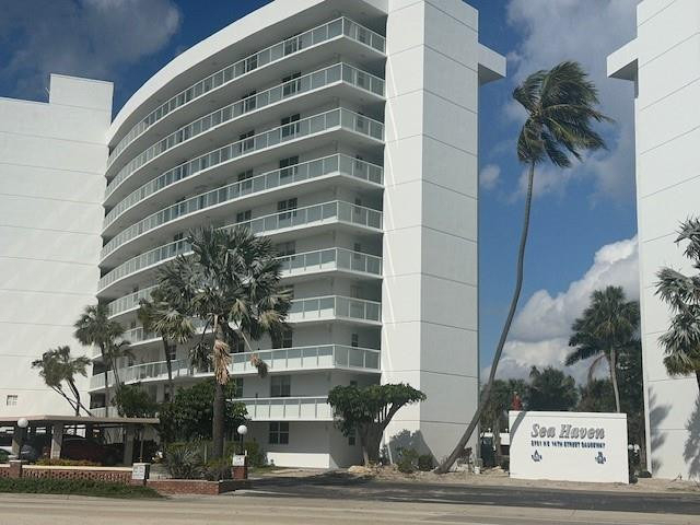 2731 Ne 14th Street Causeway - Photo 0