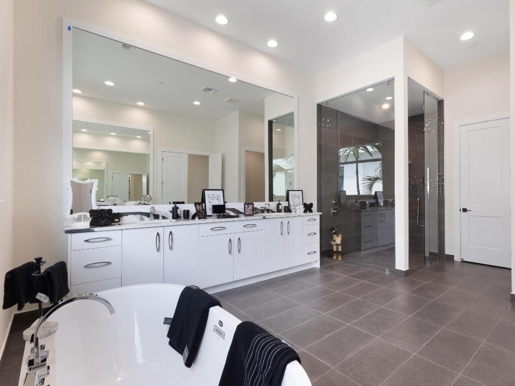 9124 Coral Isles Circle - Photo 44