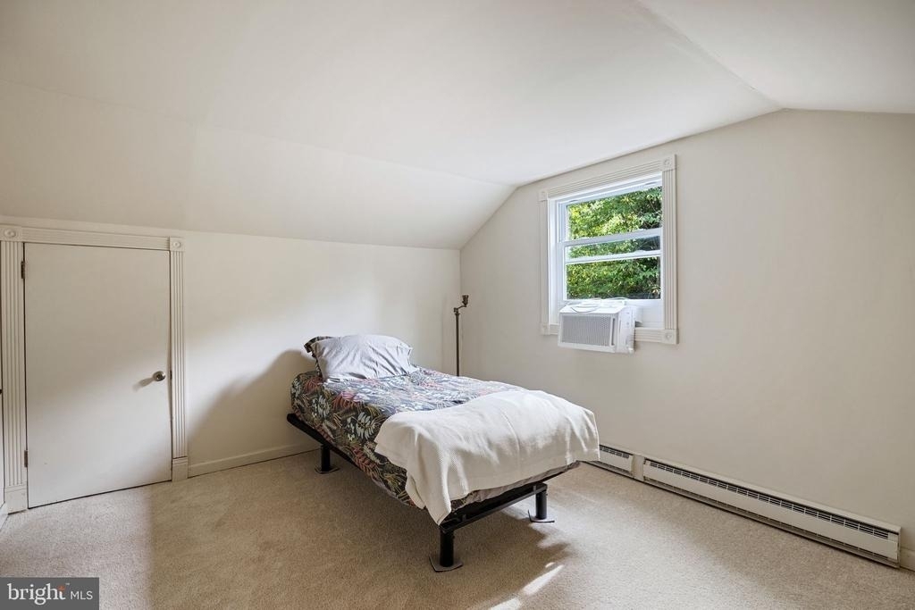 601 Cathcart Road - Photo 18