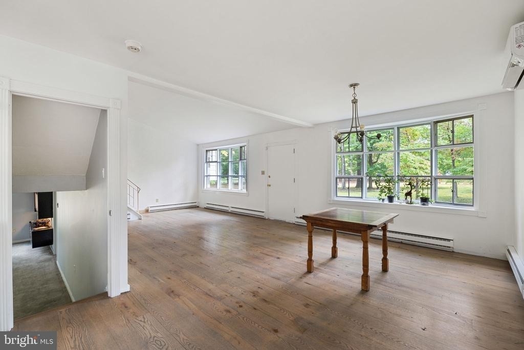 601 Cathcart Road - Photo 6