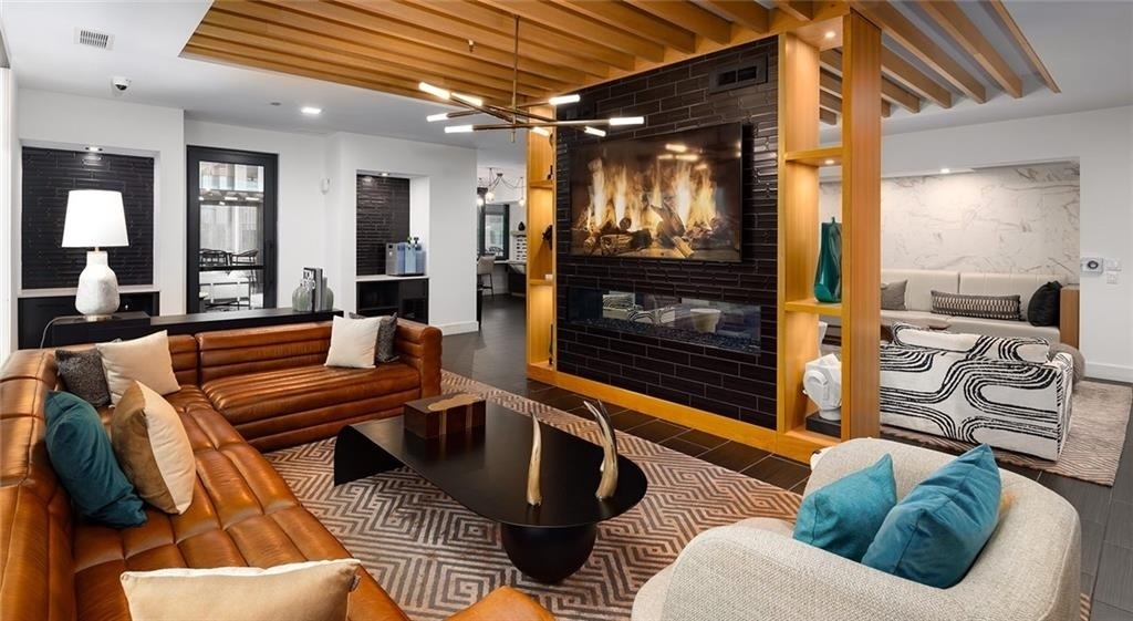 1140 Spring Street Nw - Photo 20