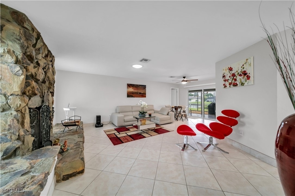 3746 Se 1st Place - Photo 5