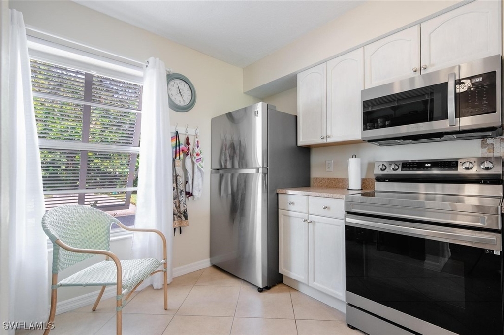 25480 Cockleshell Drive - Photo 10