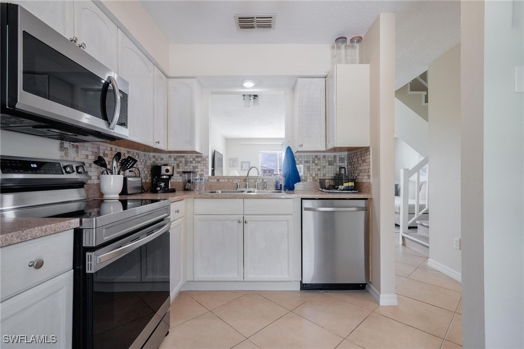 25480 Cockleshell Drive - Photo 11