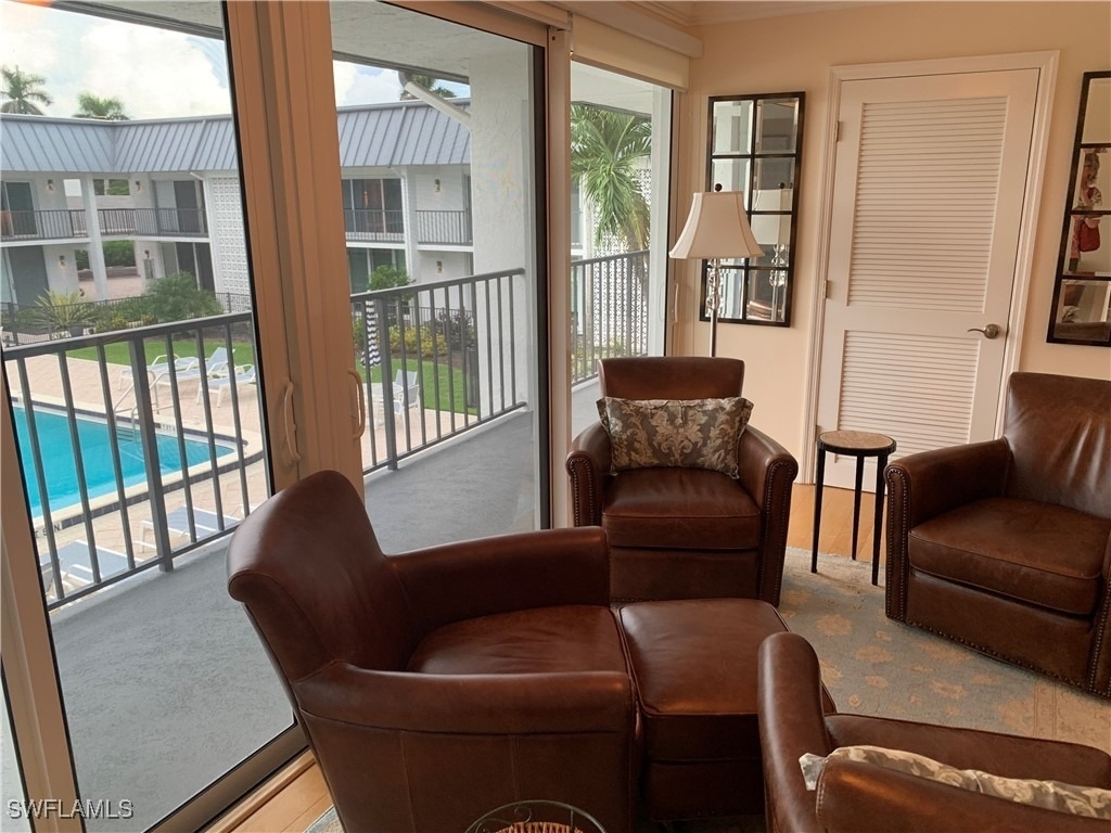 333 Harbour Drive - Photo 1