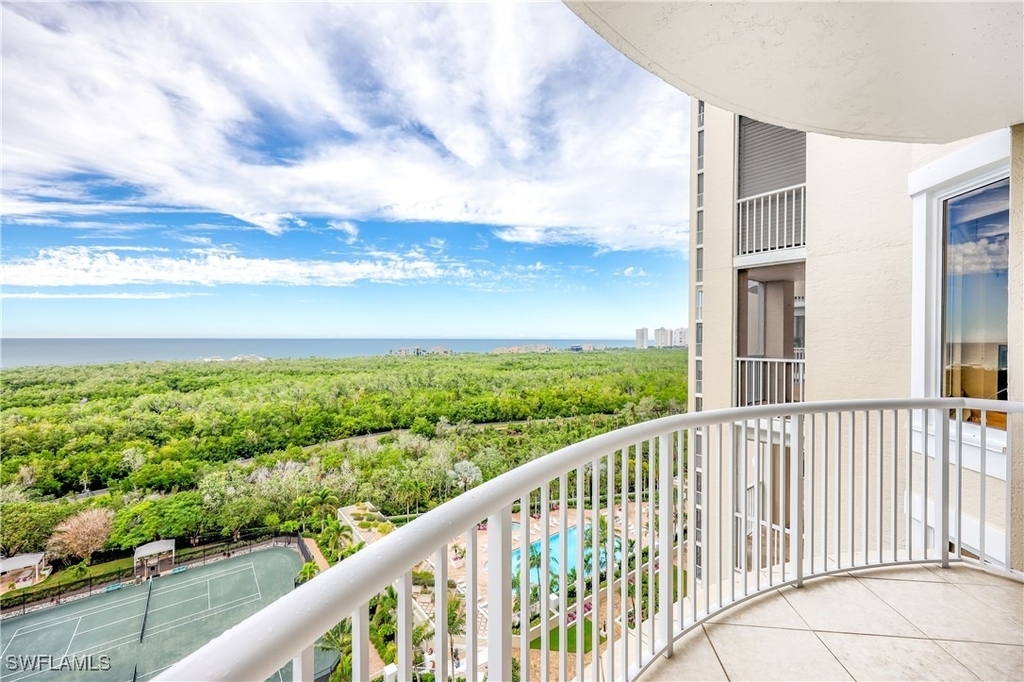 7117 Pelican Bay Boulevard - Photo 22
