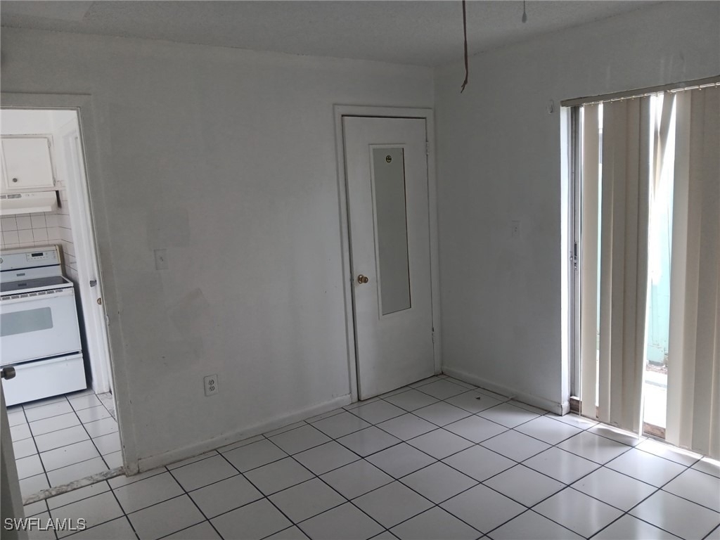 10710 Rosemary Drive - Photo 3