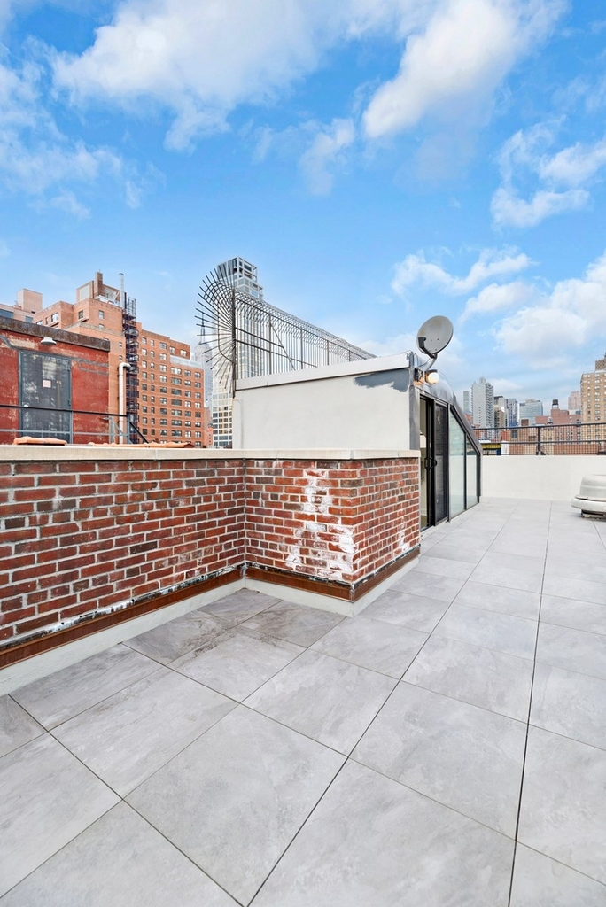  East 25th Street - Photo 5
