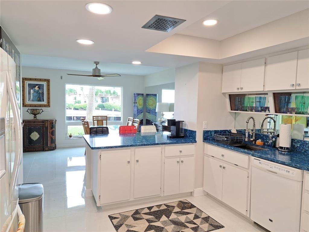 1 Colony Point Drive - Photo 28