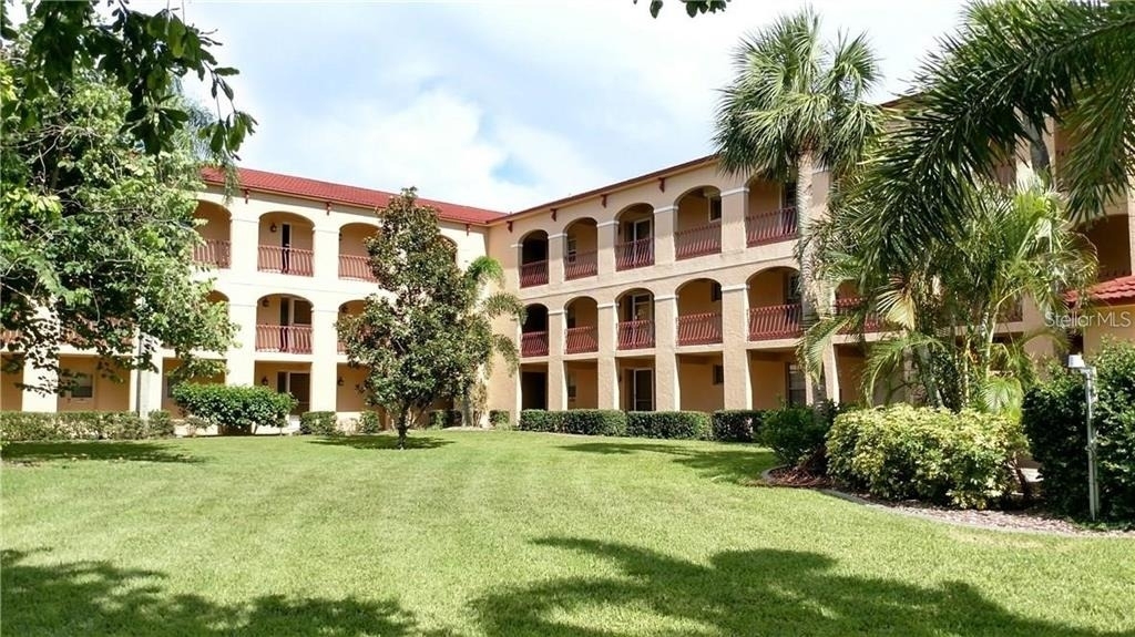 1 Colony Point Drive - Photo 0