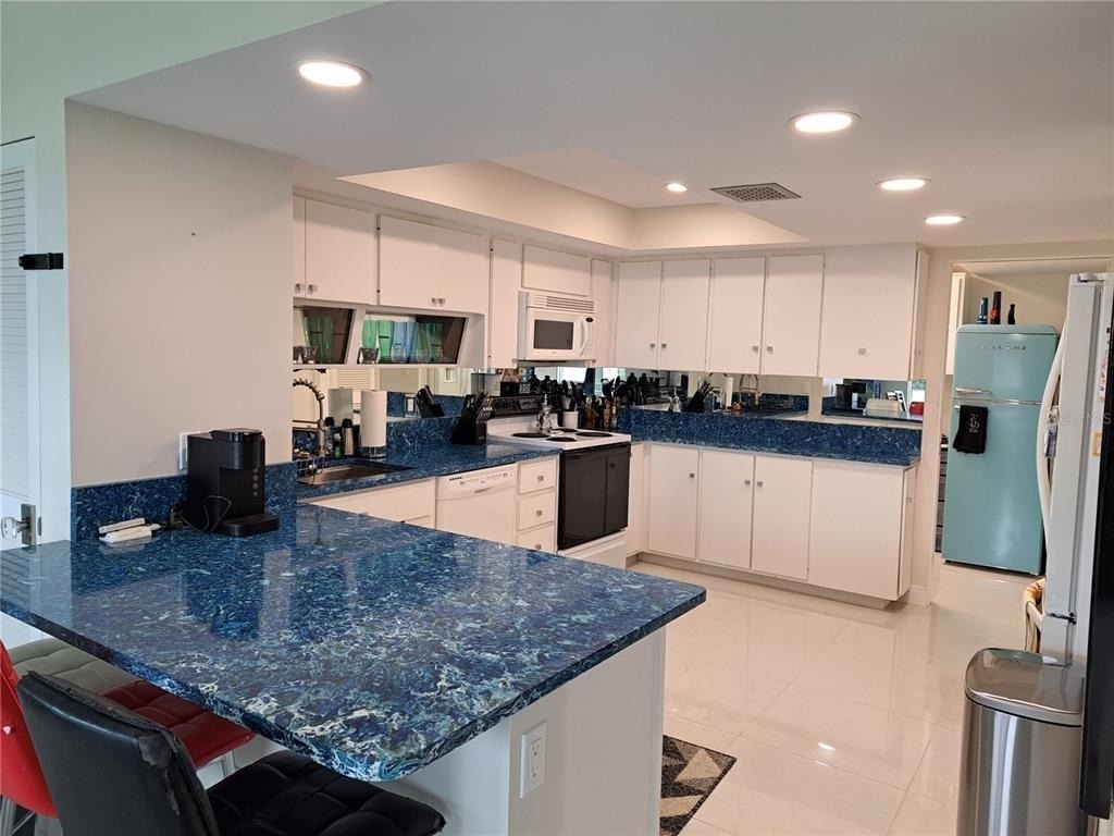 1 Colony Point Drive - Photo 30