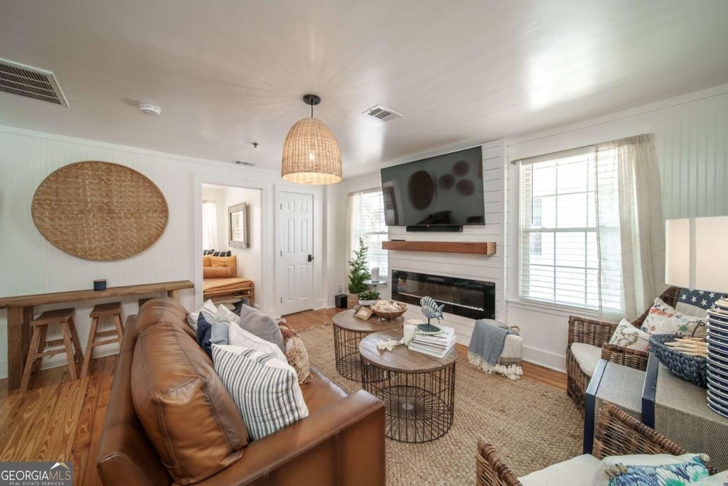 1413 2nd Avenue - Photo 11