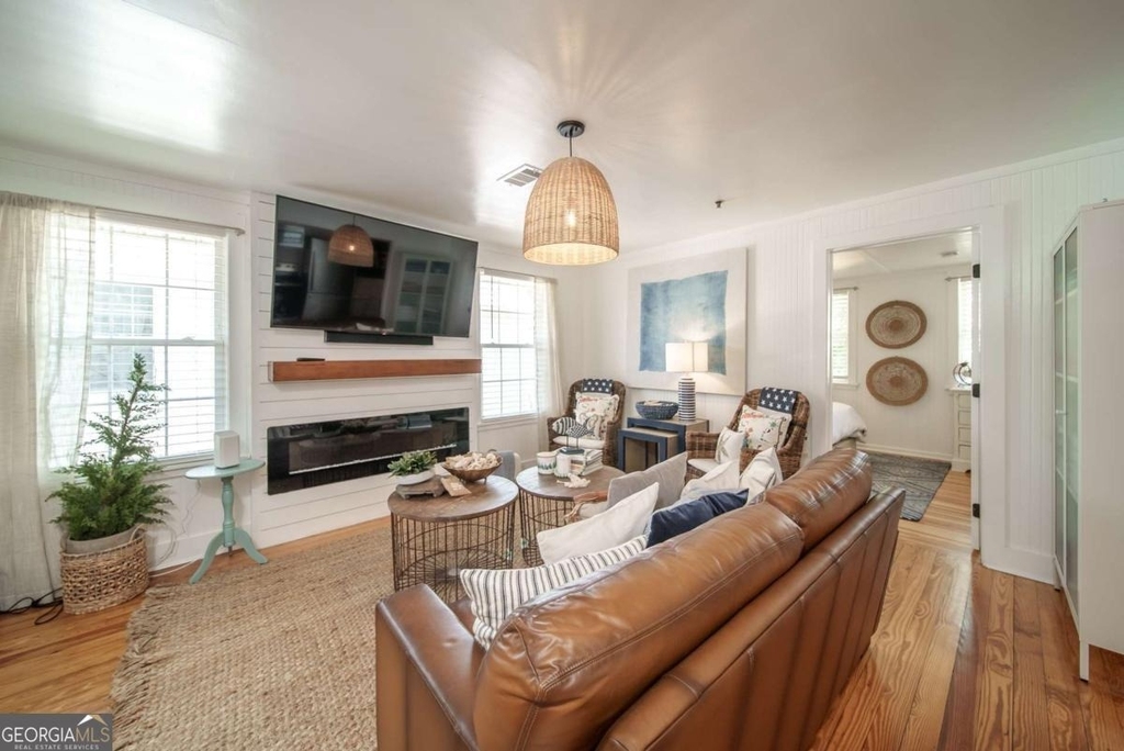 1413 2nd Avenue - Photo 10