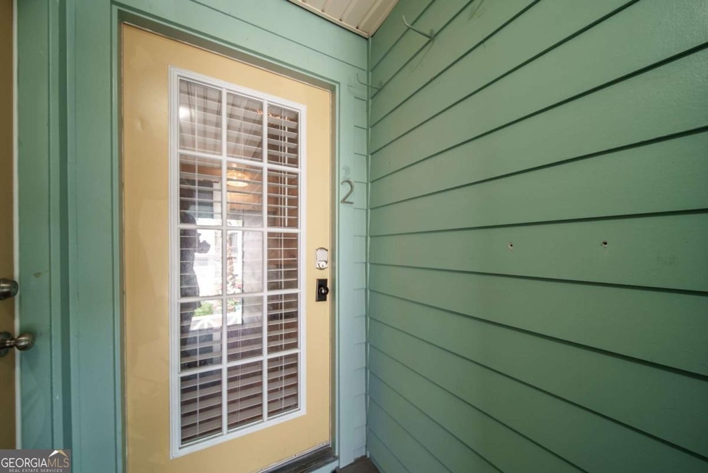 1413 2nd Avenue - Photo 6