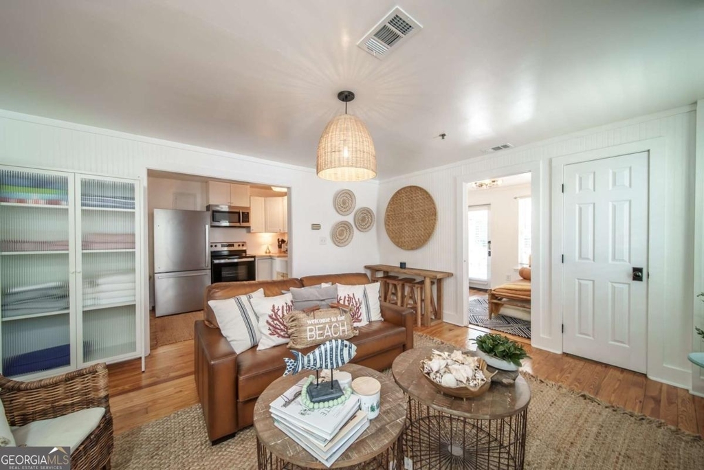 1413 2nd Avenue - Photo 12
