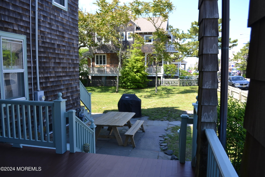 18 Bridge Avenue - Photo 18