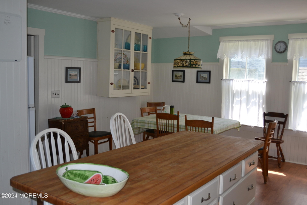 18 Bridge Avenue - Photo 6