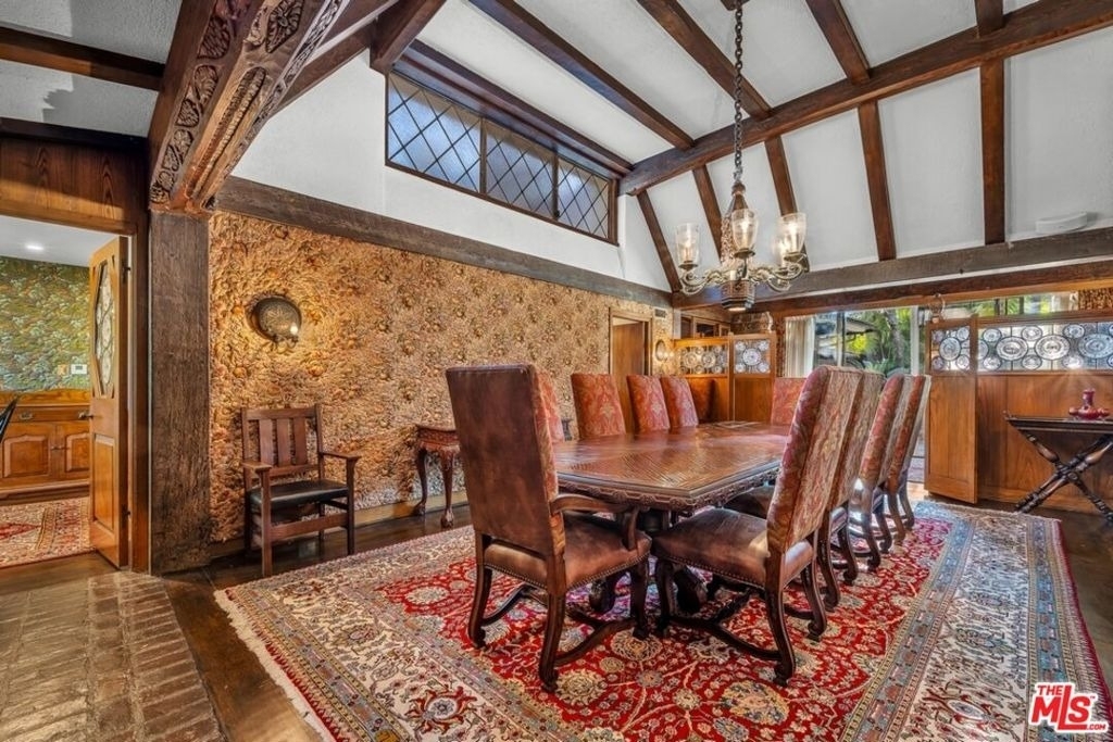 829 N Whittier Drive - Photo 11