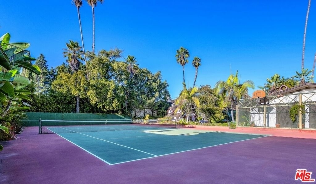 829 N Whittier Drive - Photo 46