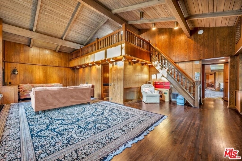 829 N Whittier Drive - Photo 25