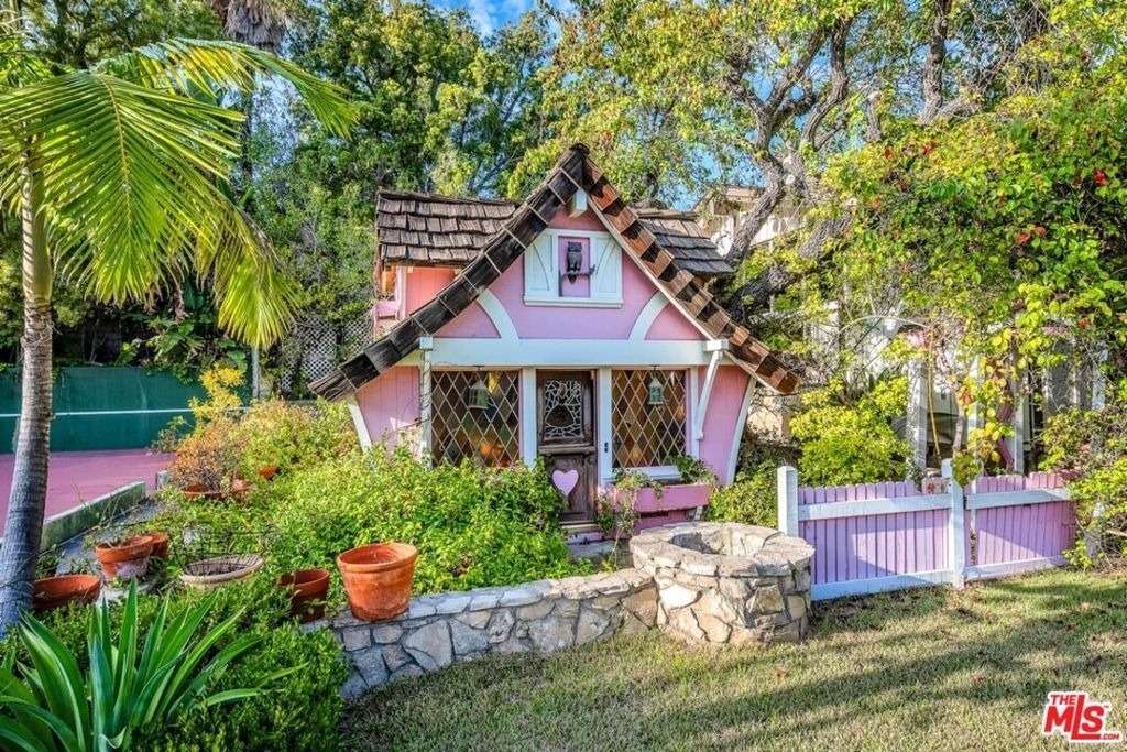 829 N Whittier Drive - Photo 40