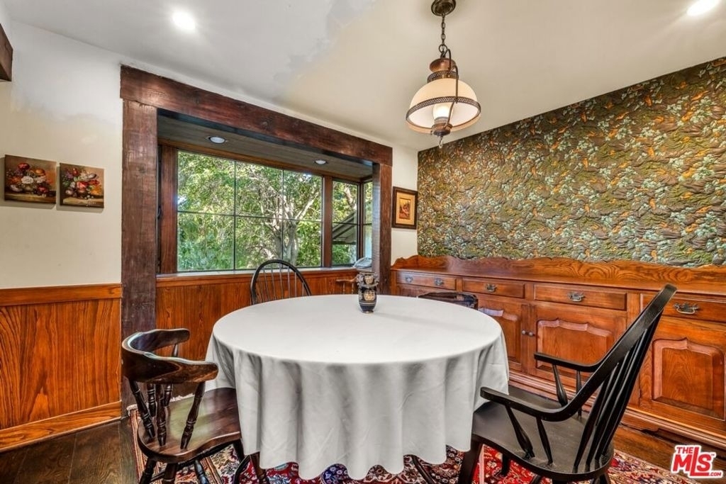 829 N Whittier Drive - Photo 22