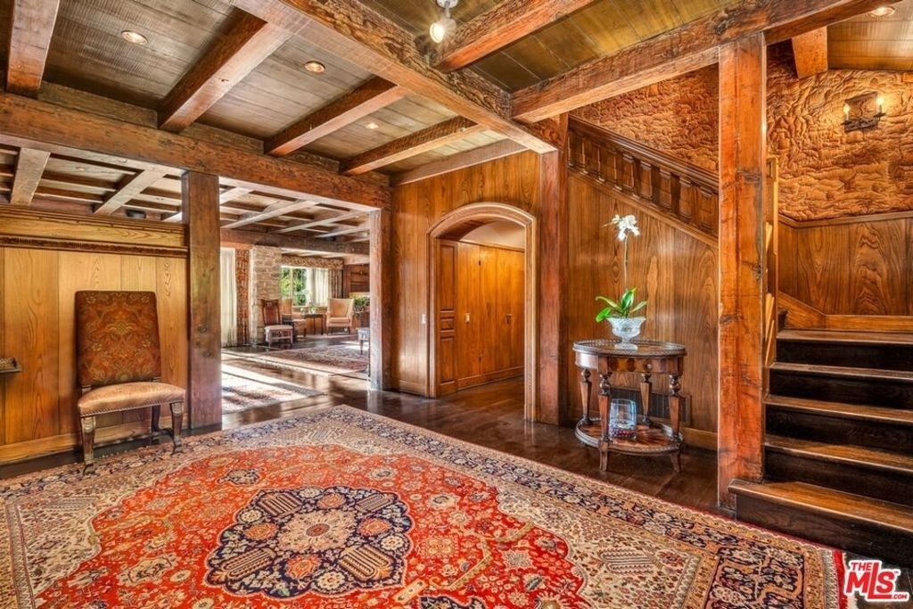 829 N Whittier Drive - Photo 3