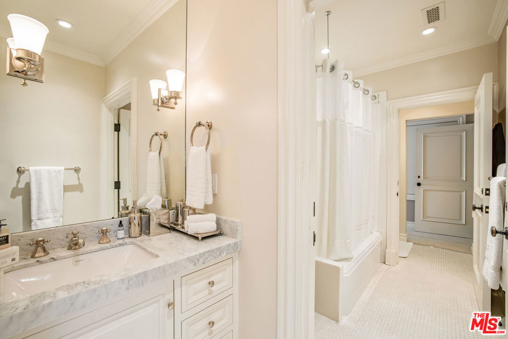 10847 Bellagio Road - Photo 44