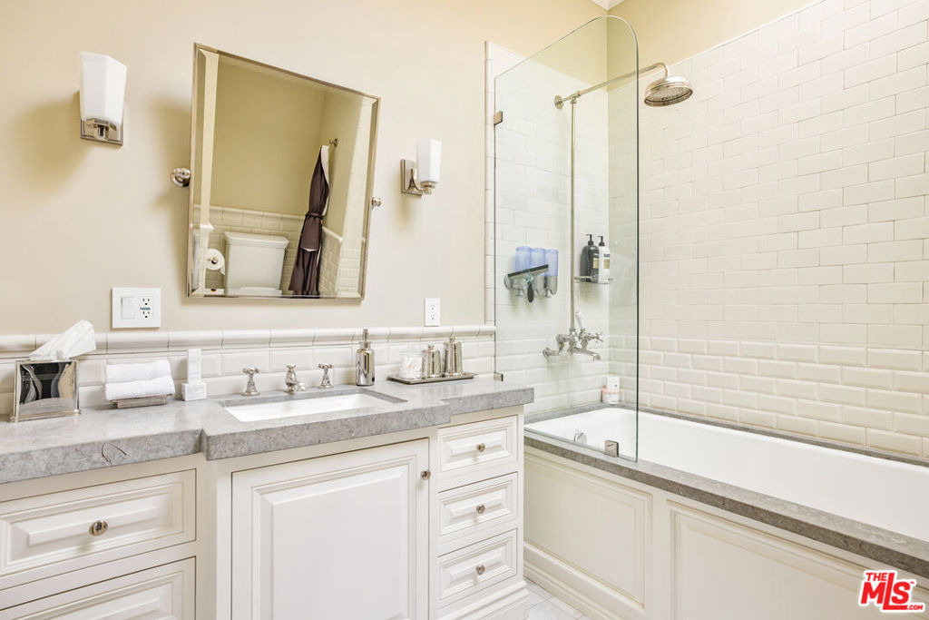 10847 Bellagio Road - Photo 49