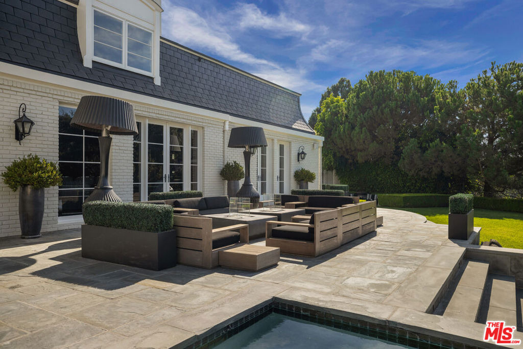 10847 Bellagio Road - Photo 18