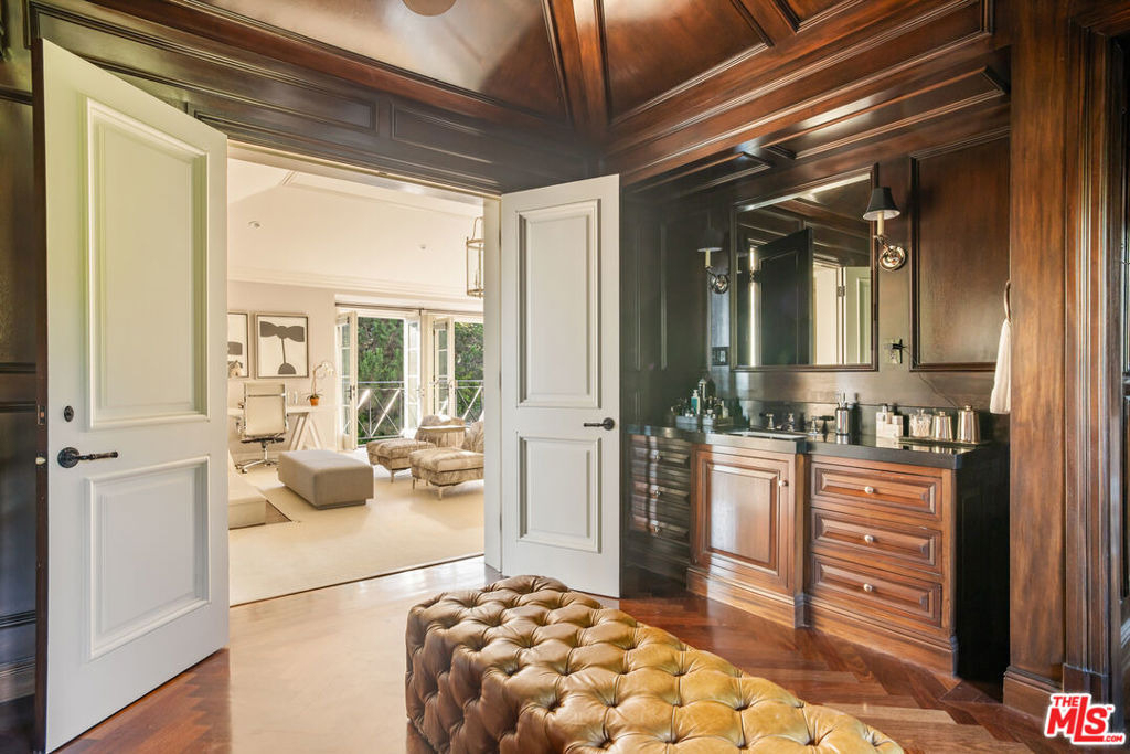 10847 Bellagio Road - Photo 34