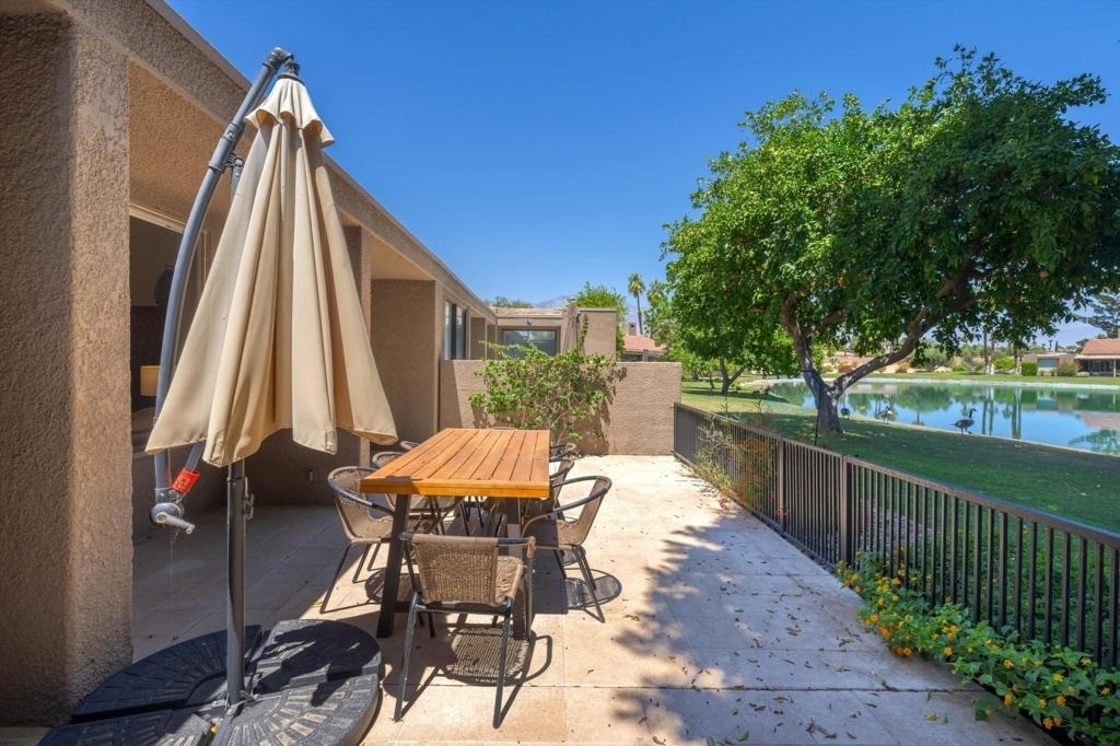 522 Desert West Drive - Photo 11