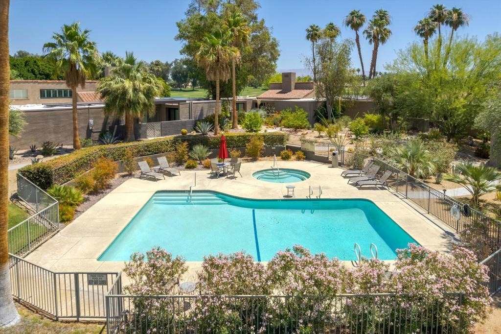 522 Desert West Drive - Photo 36