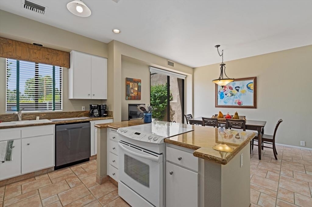 522 Desert West Drive - Photo 27