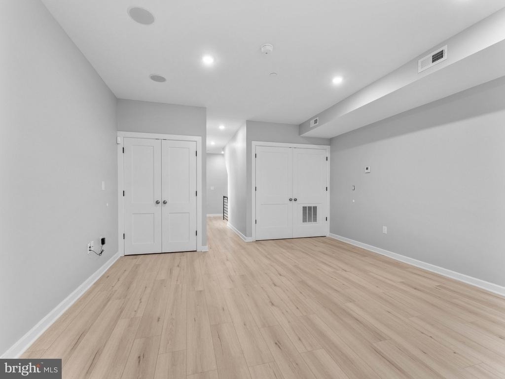 1682 N 54th Street - Photo 4