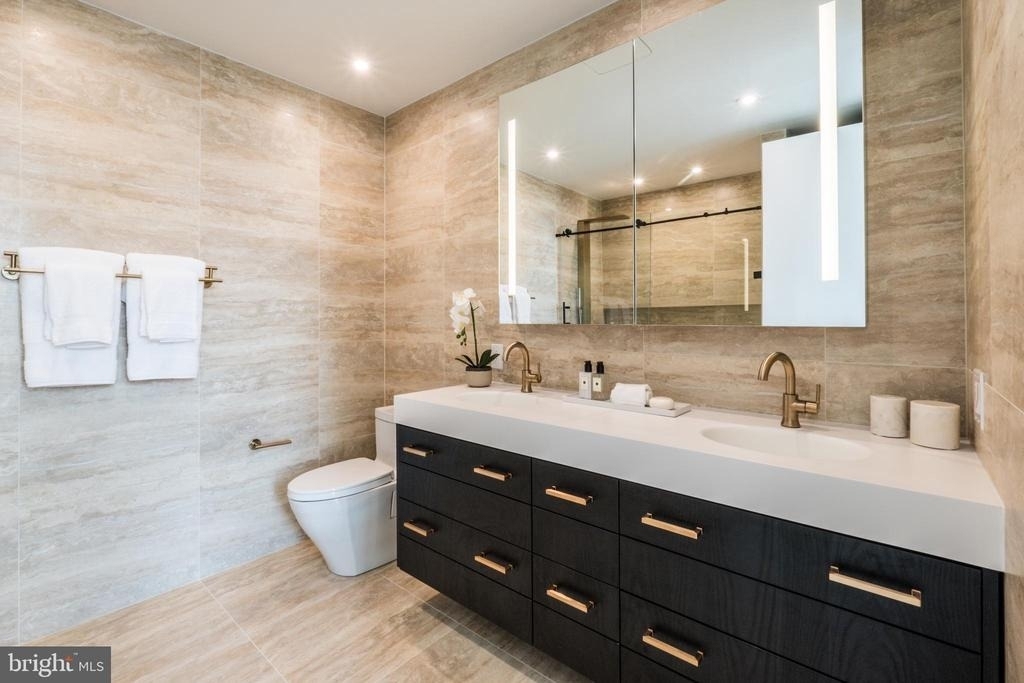 1401 Spruce Street - Photo 8