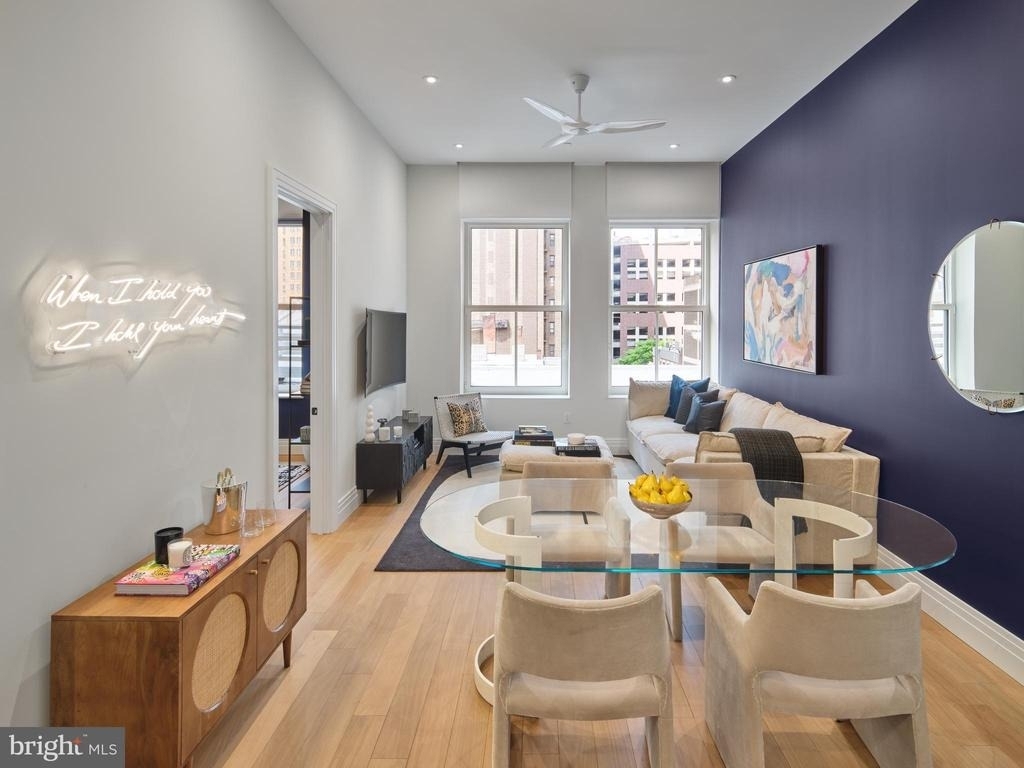 1401 Spruce Street - Photo 3